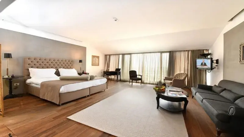 Suite
