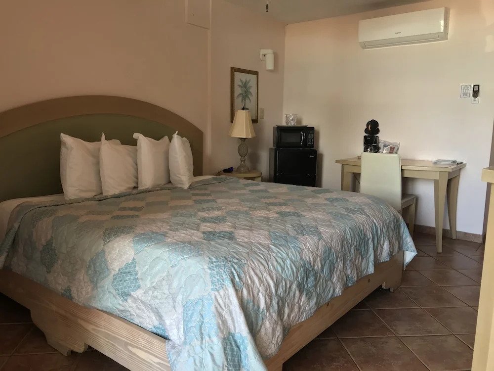 Luquillo Sunrise Beach Inn by null