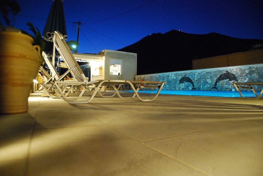 Aretousa Villas