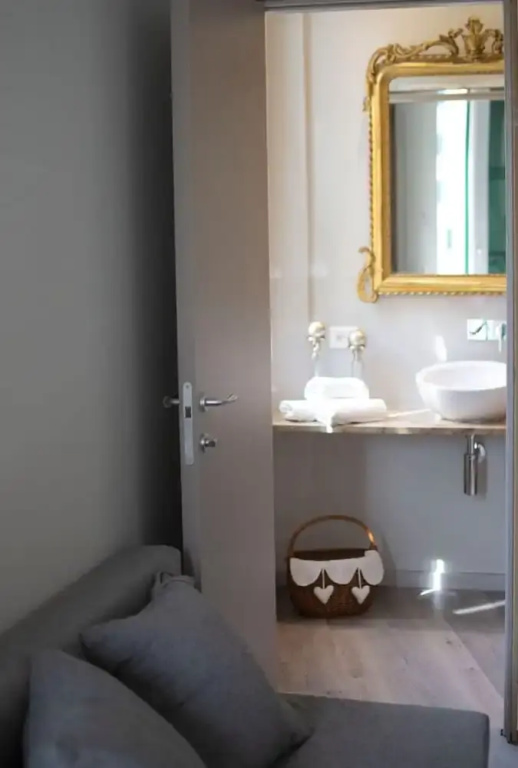 Standard Triple room with balcony