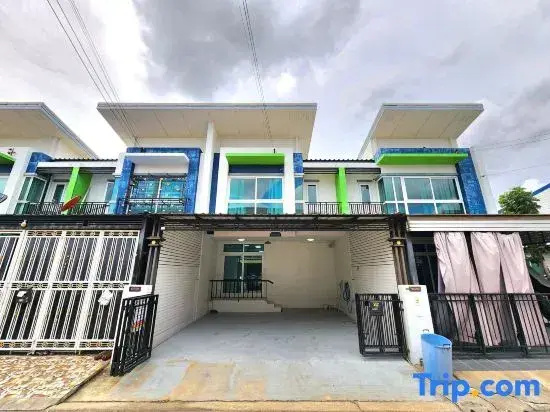 3 Bedrooms Entire Home | 10 mins to DMK Airport