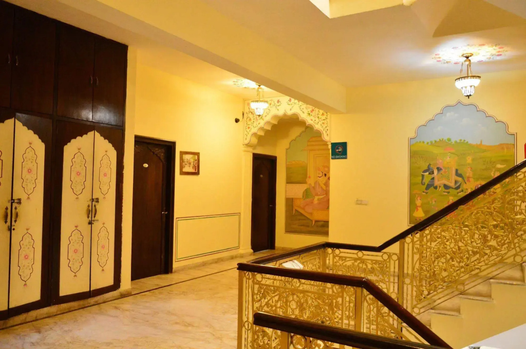 Hotel photo 12