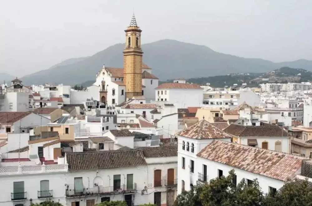 Apartment With 3 Bedrooms in Estepona, With Wonderful Mountain View and Wifi