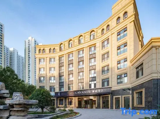 Lavande Hotel(Qingdao Jinshatan Tianmushan Road Metro Station Branch)