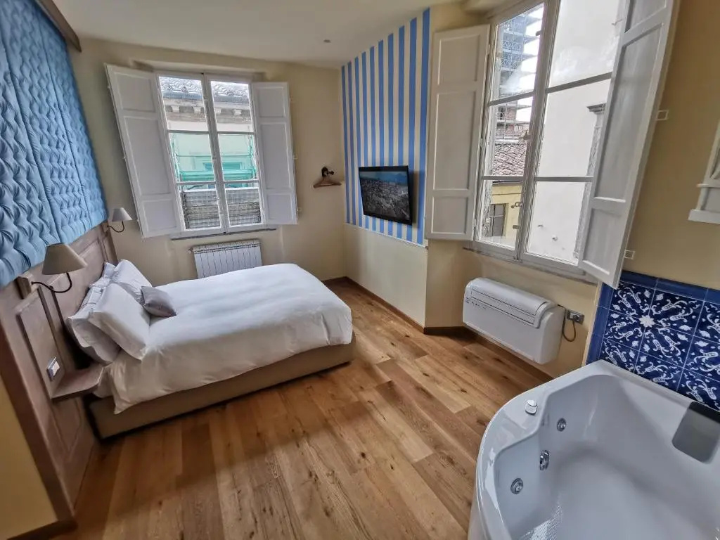 Superior Double room (full double bed)