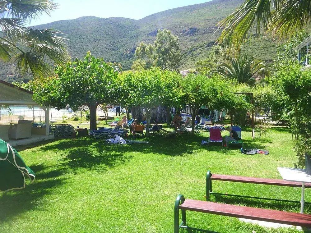 Nefeli Wind Club Apartments