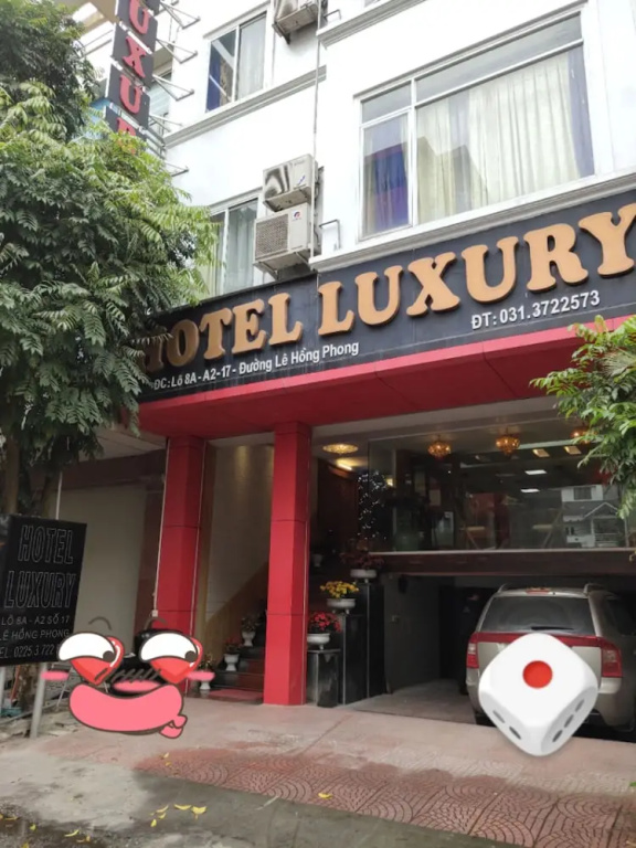 Luxury Hotel
