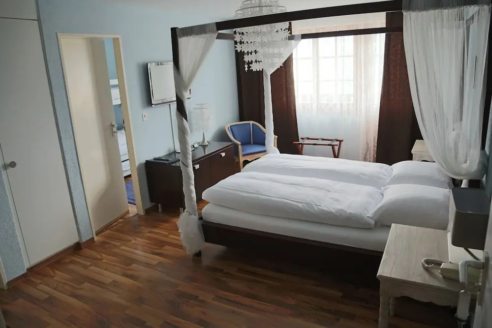 Hotel Restaurant Surselva - Chambres