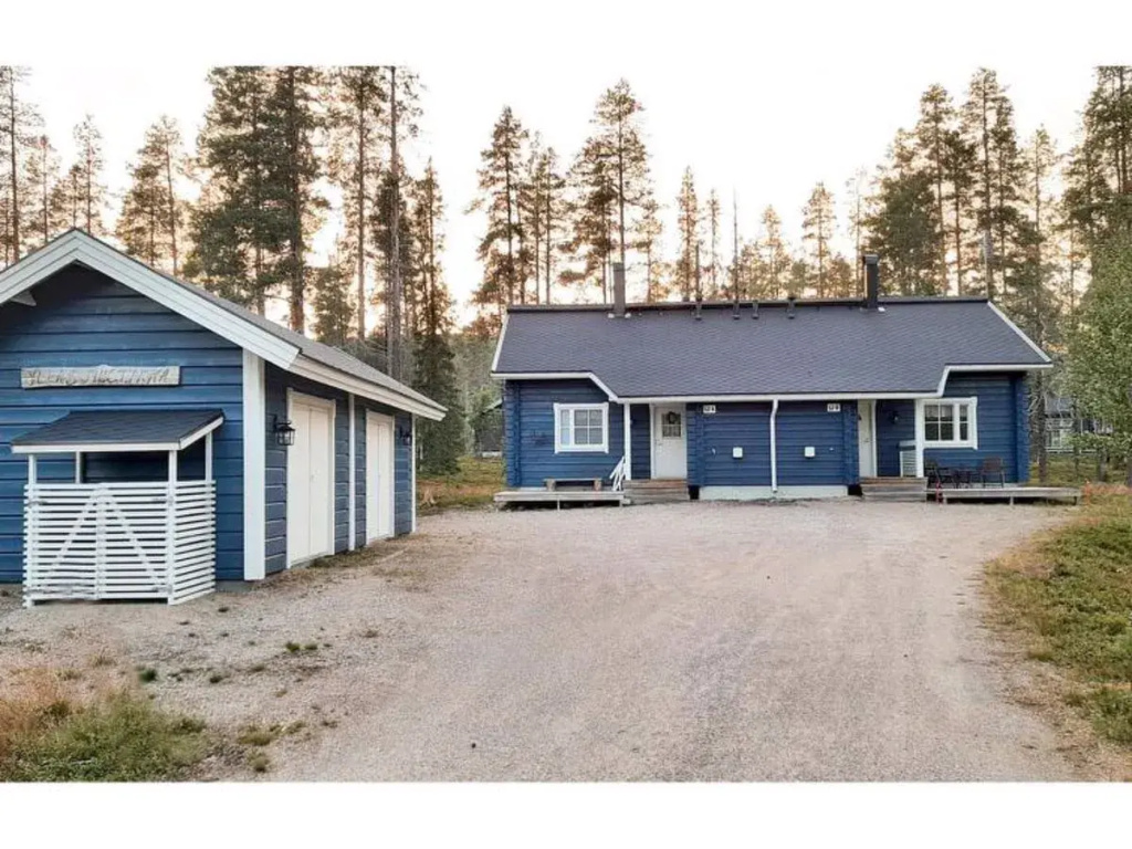 Holiday Home Ylläs mustikka b