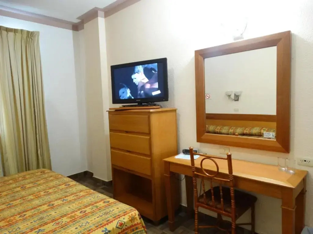 Standard Double room (full double bed)