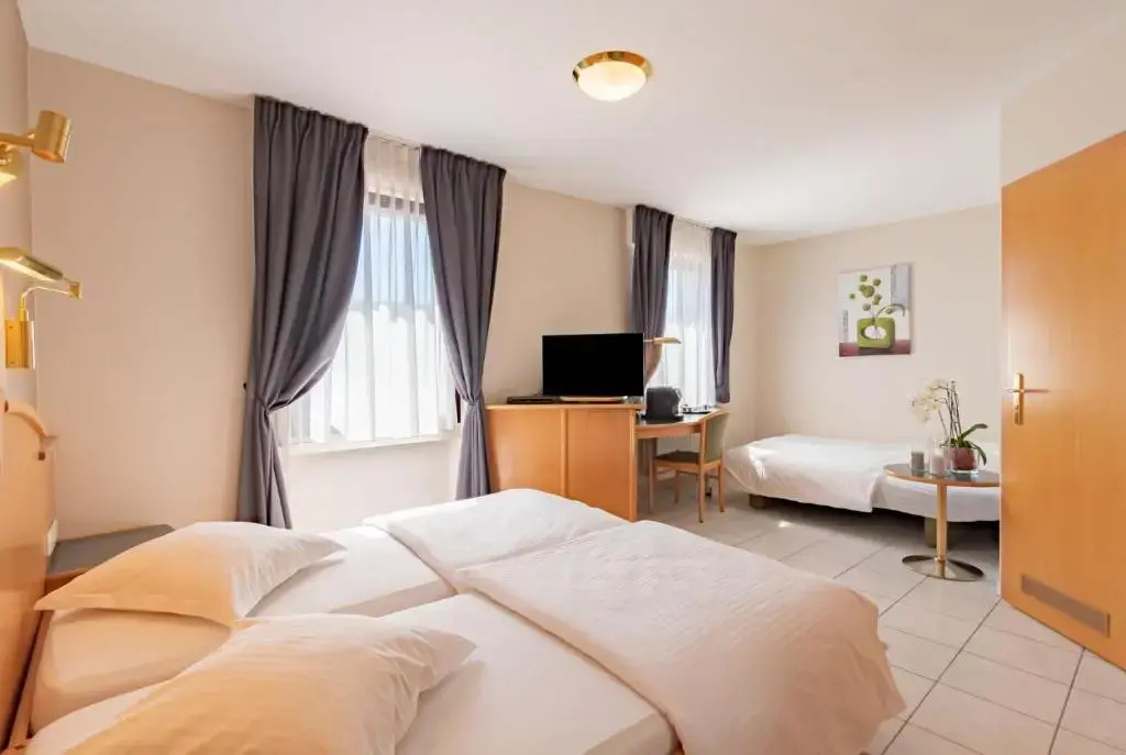Standard Family room
