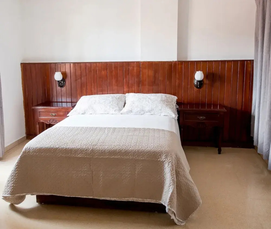 Classic Double room (full double bed)