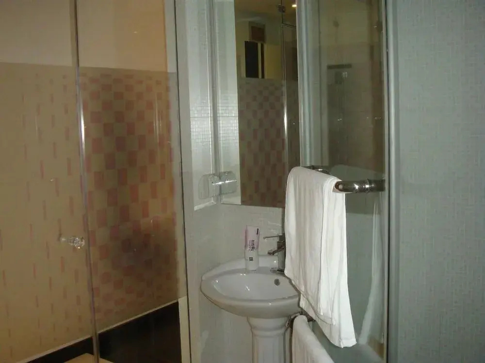 Ziyougang Fashion Hotel