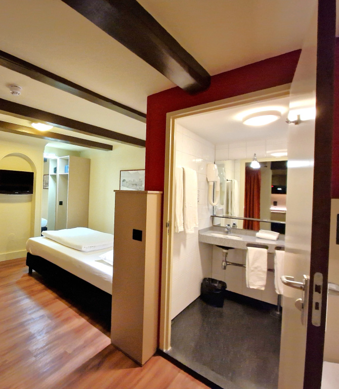 A-Train Hotel - Chambres