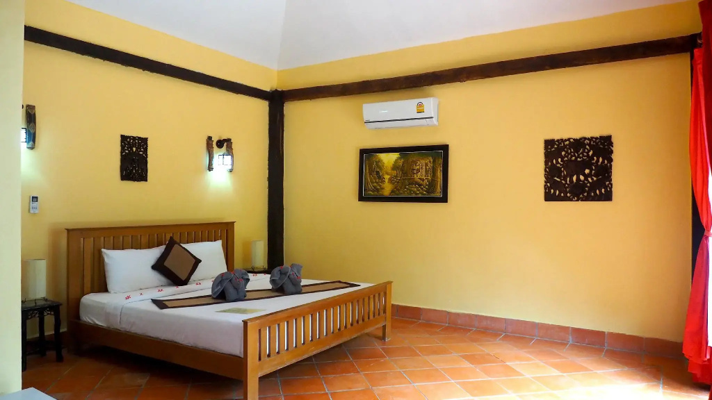 Deluxe Double Bungalow (full double bed)