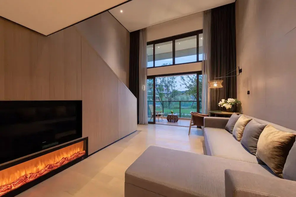 Standard Duplex room with balcony and with lake view