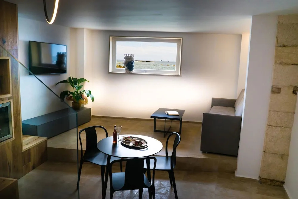 Re Dionisio Luxury Suites — 4
