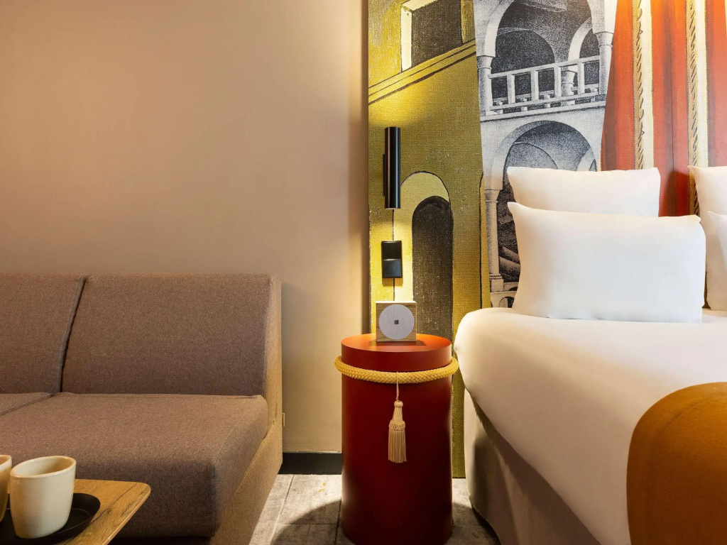 Отель Mercure Paris Alesia в Париже