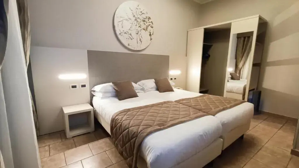 Deluxe Double room (twin beds)