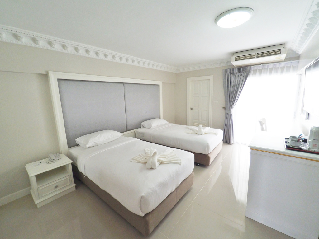 Deluxe Double room (twin beds)