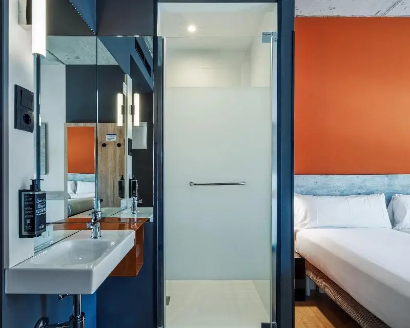 Двухместный номер Standard 2 отдельные кровати в Ibis Budget Madrid Aeropuerto