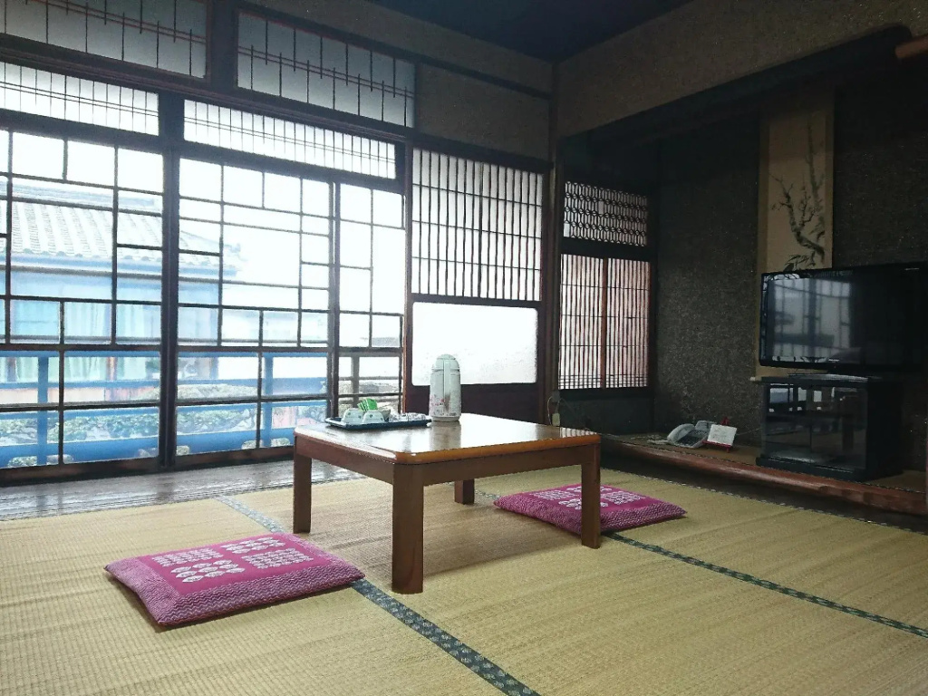 image url