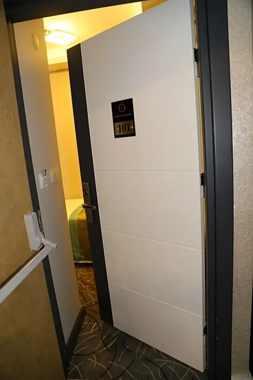 Grand Kavi Hotel — 1