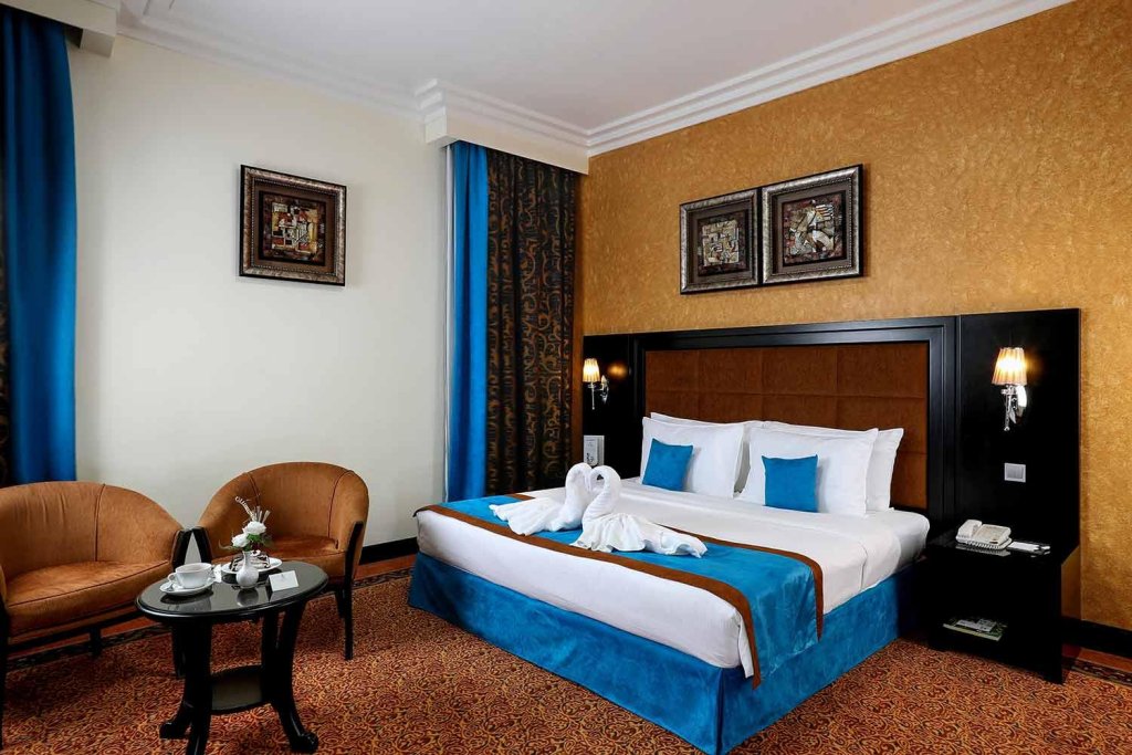 Royal Grand Suite Hotel