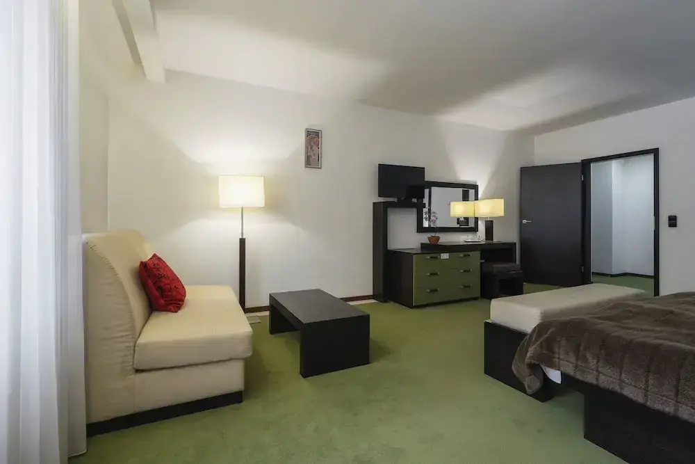 Comfort room