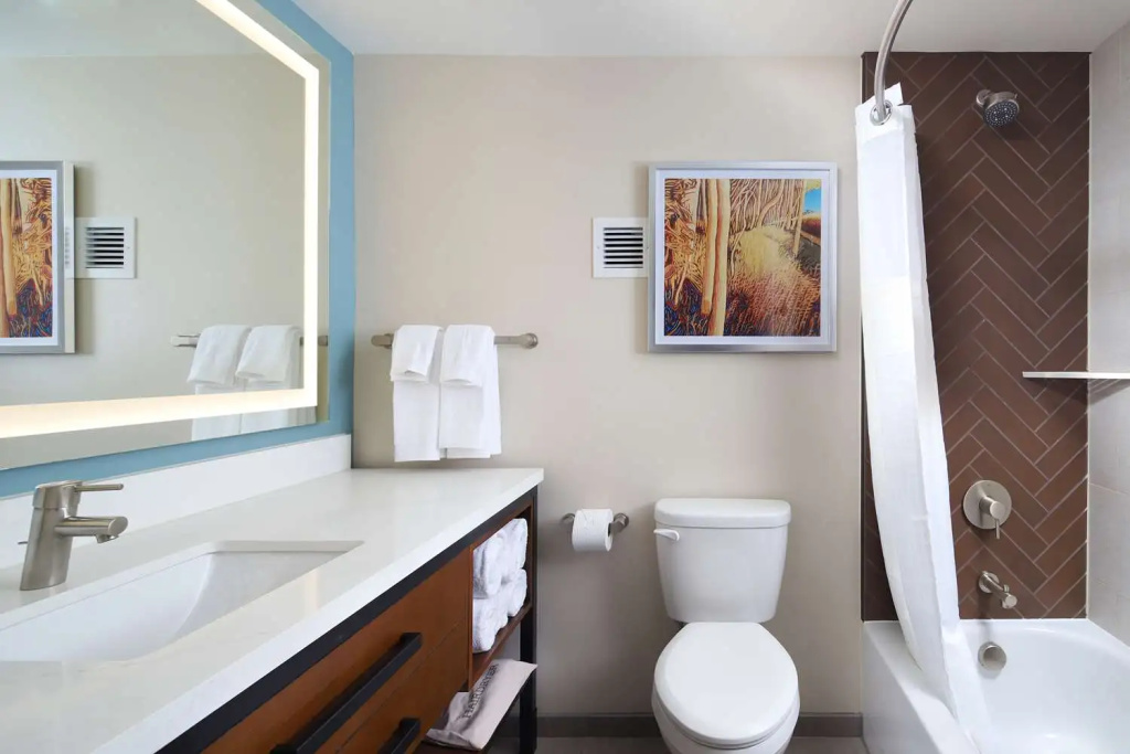 DoubleTree by Hilton Battle Creek - Chambres