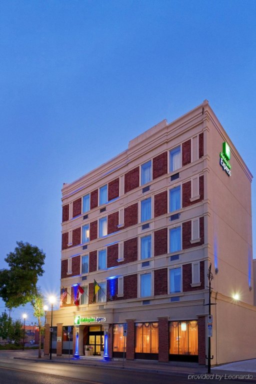 Holiday Inn Express & Suites Regina Downtown, an IHG Hotel image