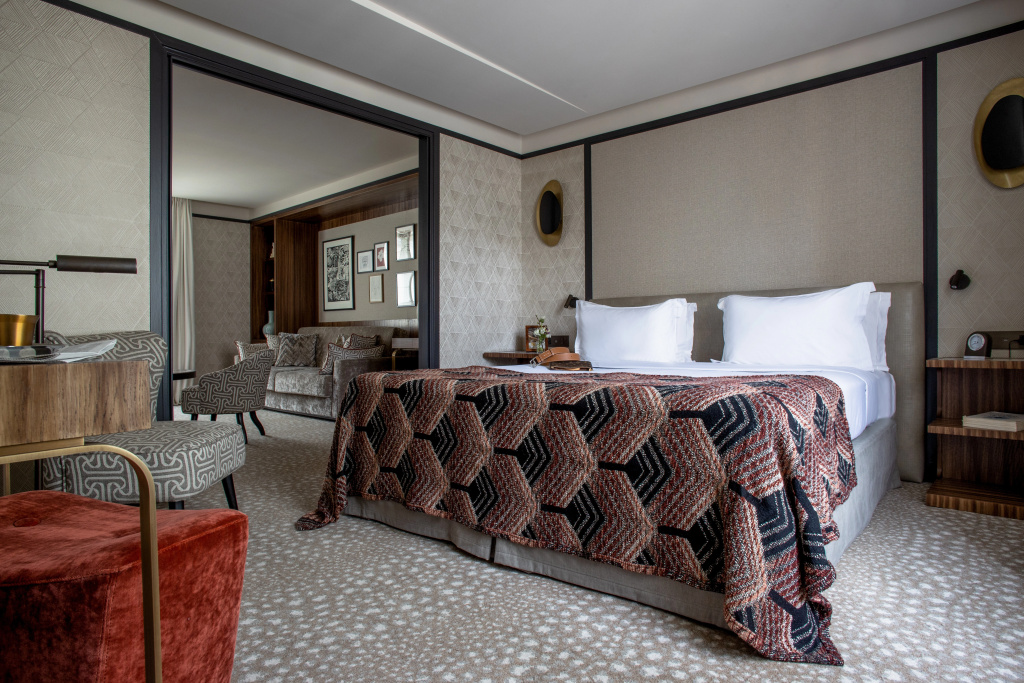 Esprit Saint-Germain — 5
