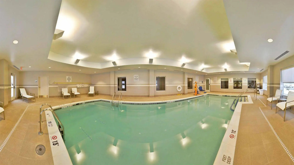 Holiday Inn Express & Suites Utica by IHG - фото 19