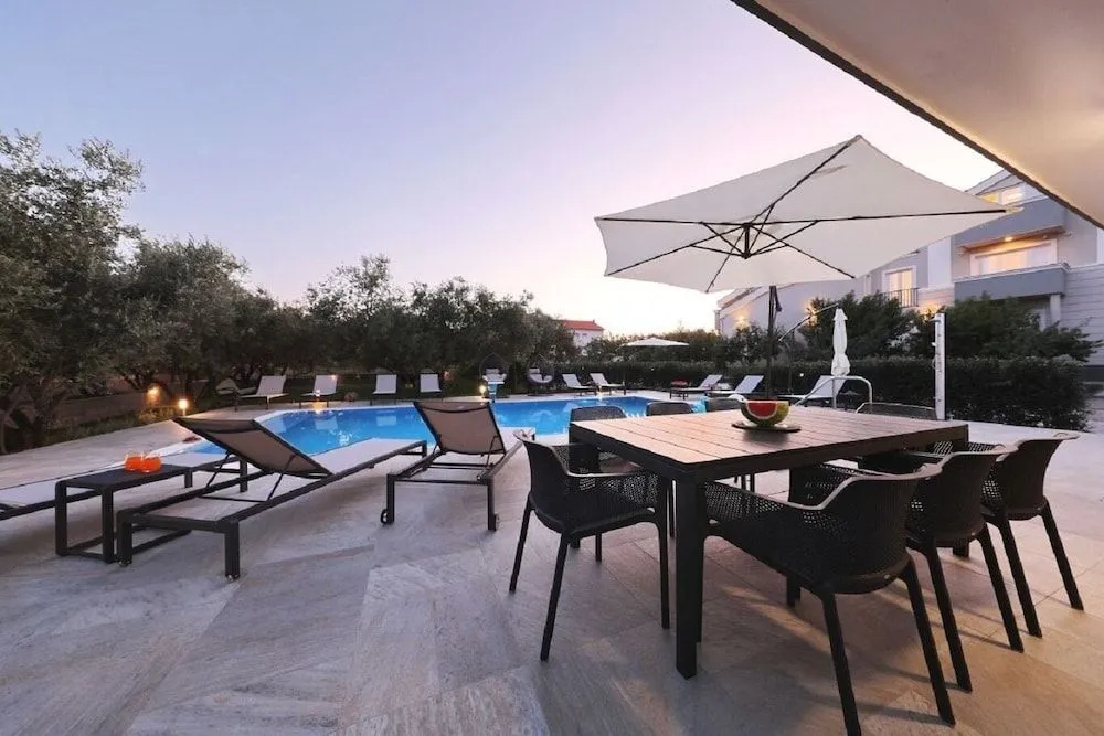Villa Milka - Heated Pool - H