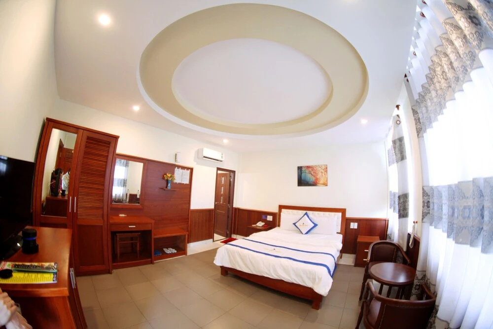 Tran Long Hotel
