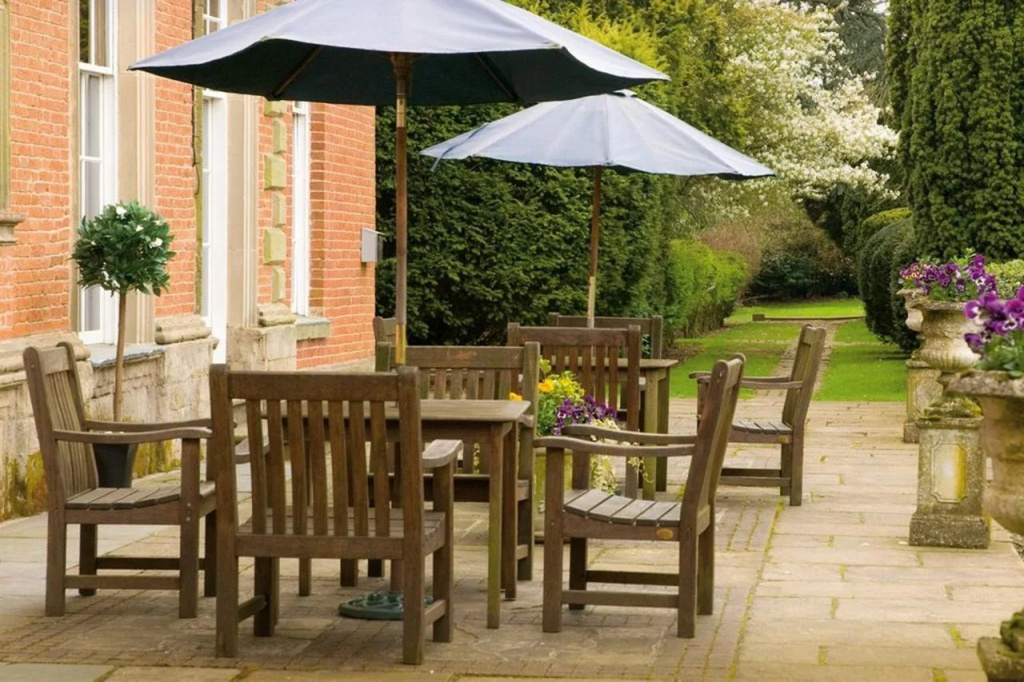Ansty Hall - Général