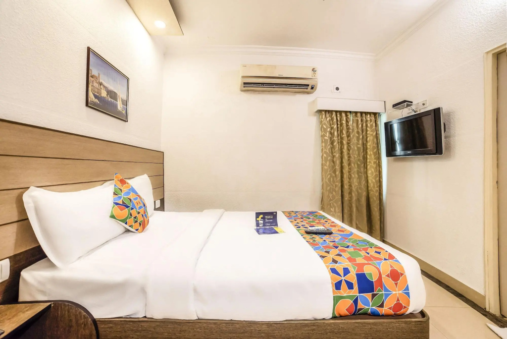 FabHotel Flamingo Anna Nagar — 5