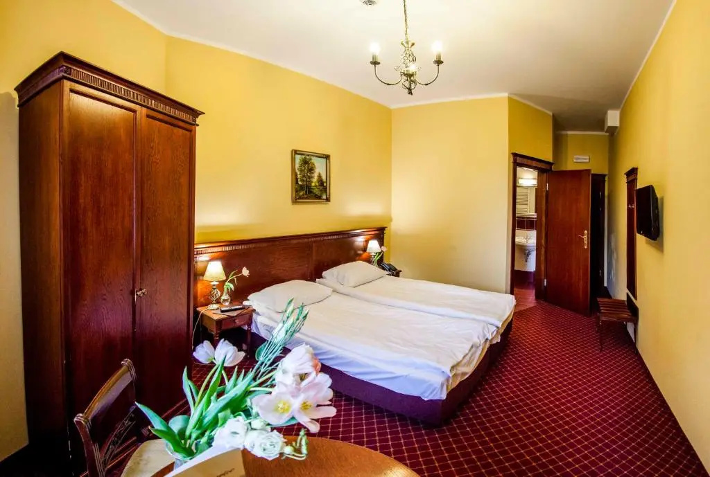 Standard Double room (twin beds)