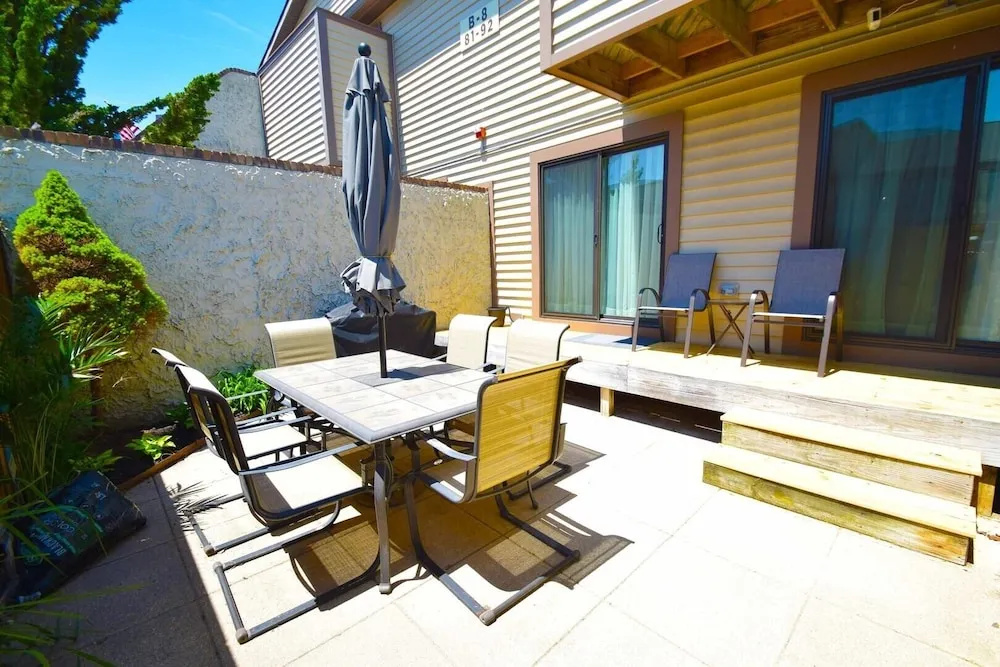 Club Ocean S II 88 2 Bedroom Condo by RedAwning