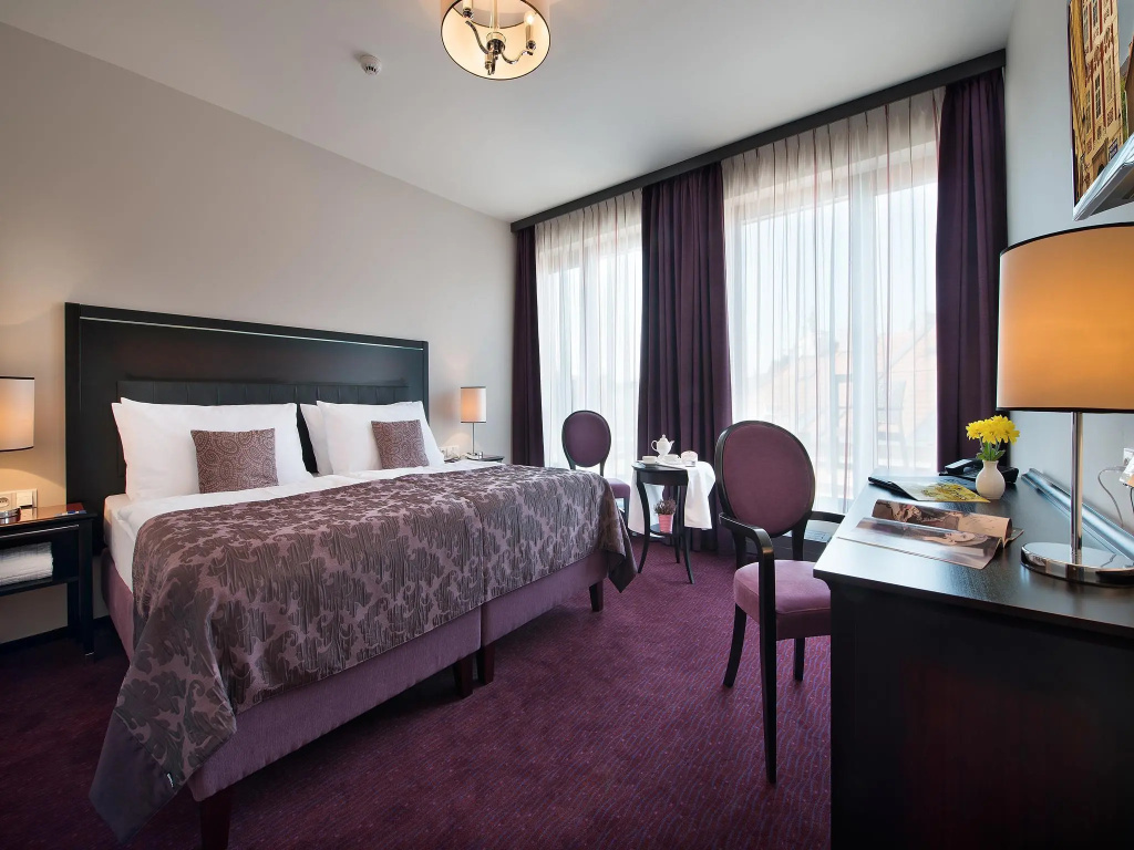 EA Embassy Prague Hotel - Chambres