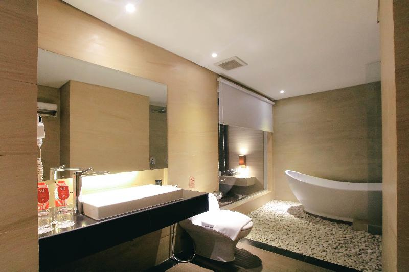 Premium Suite with balcony