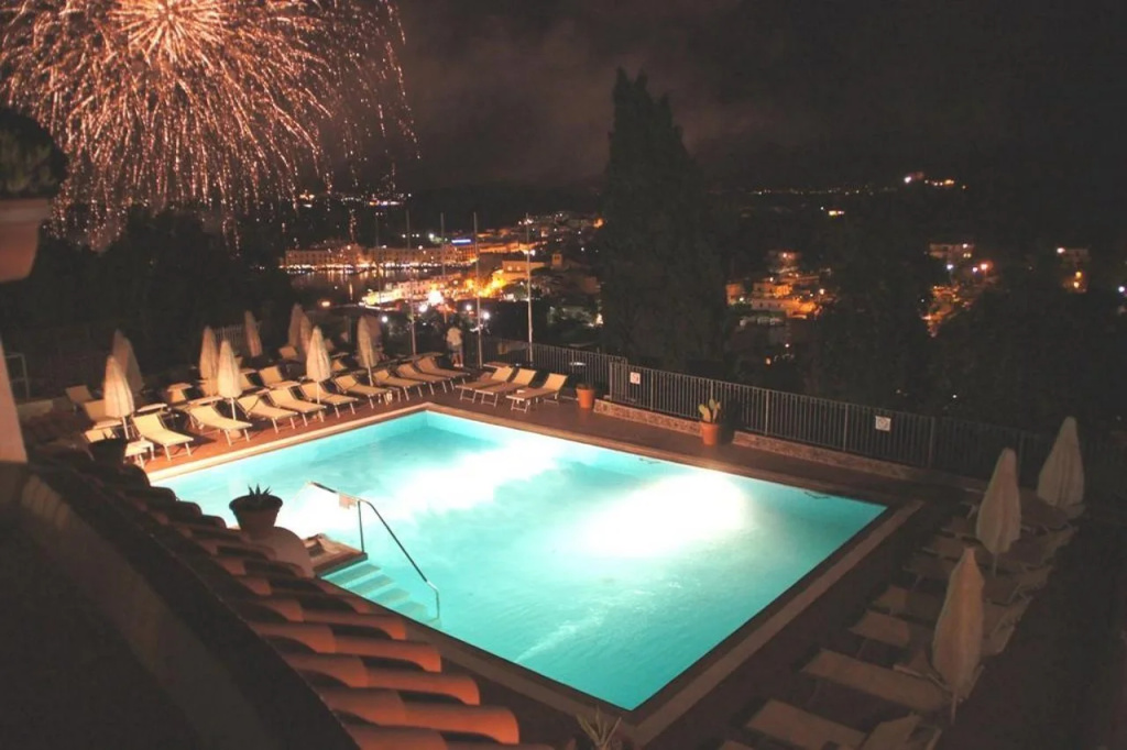 Hotel photo 21