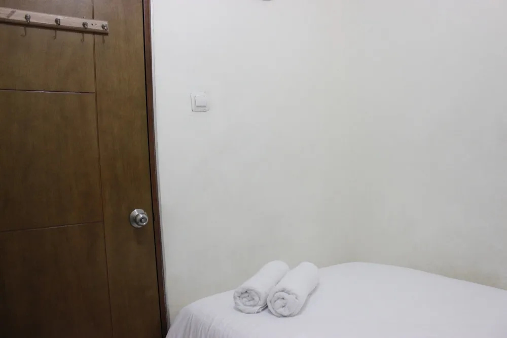 Minimalist 2BR Apartment at Gateway Ahmad Yani