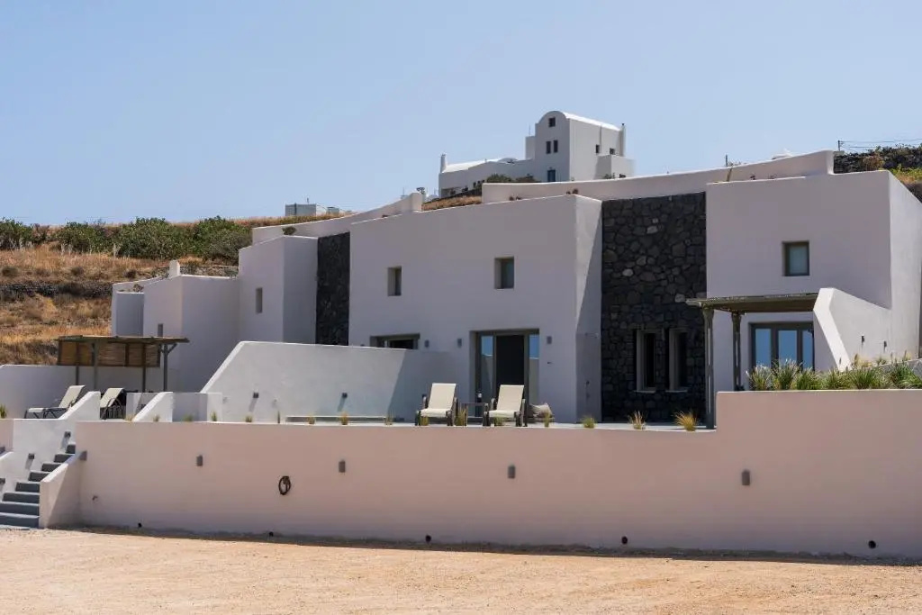 Lavadoze Luxury Suites - Adults only