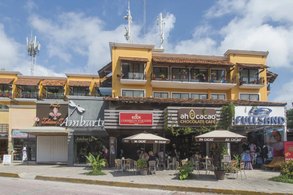 Caribbean Paradise Hotel & Spa - 5th Avenue