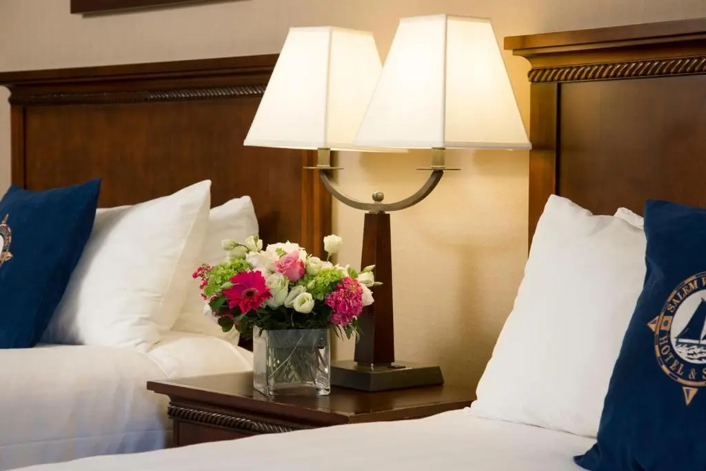 Salem Waterfront Hotel & Suites - Chambres
