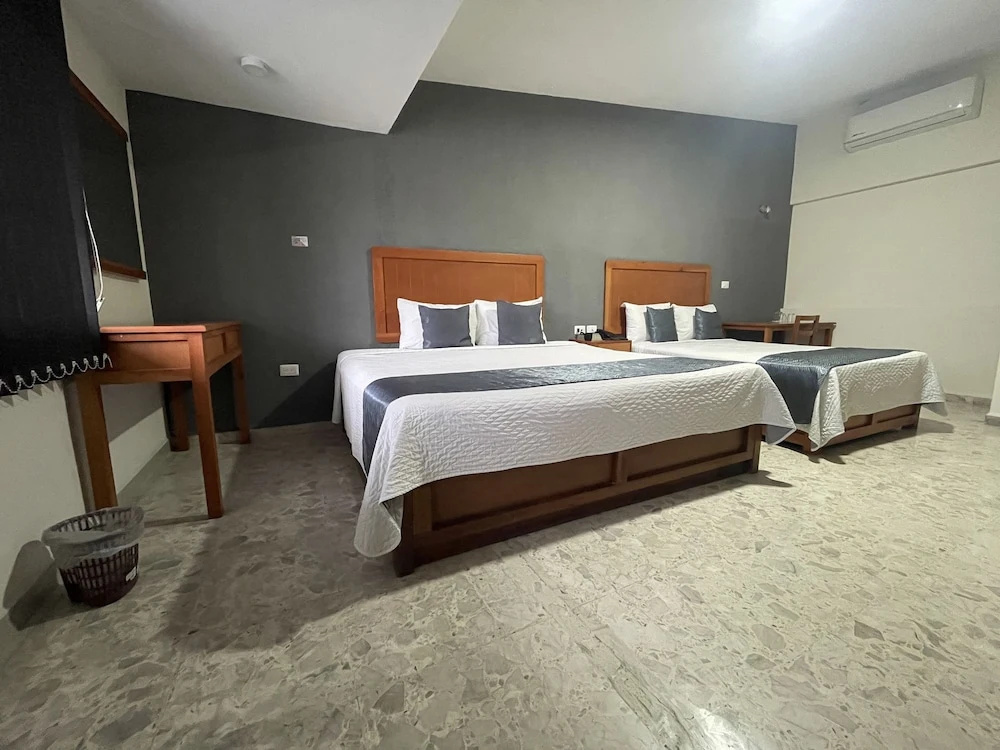 Hotel Pastora - Chambres