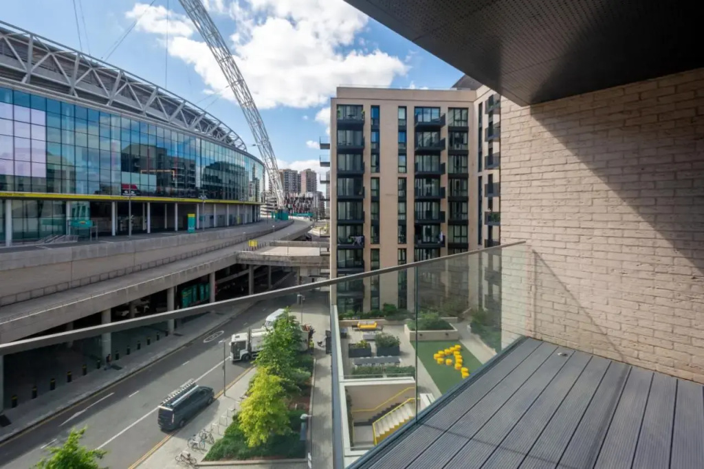 Olympic Way Apartment In Wembley Park By Mysquare