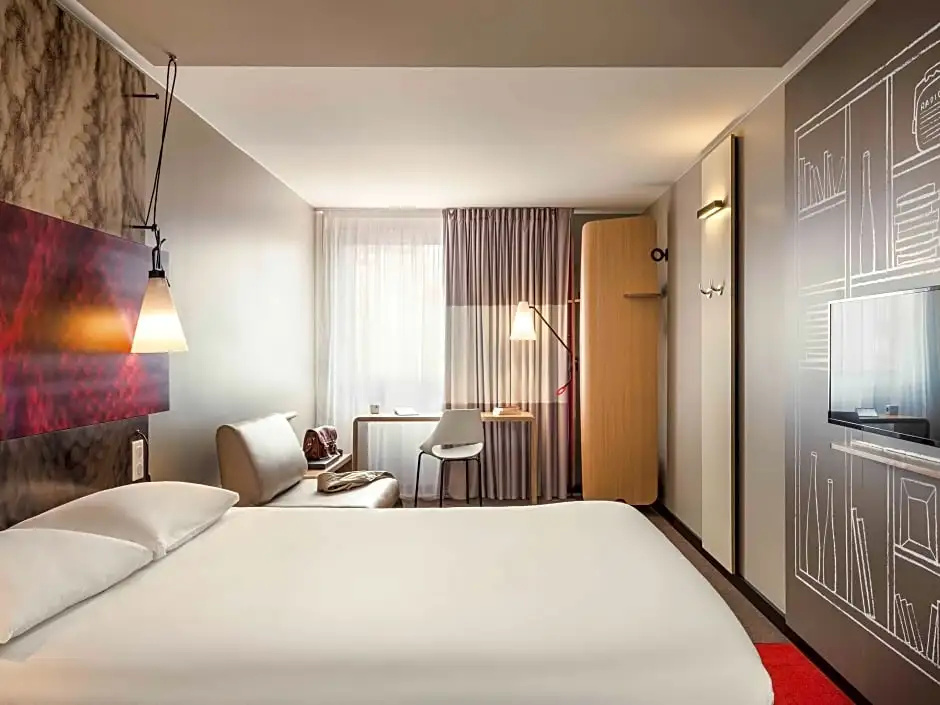 Superior Double room (full double bed)