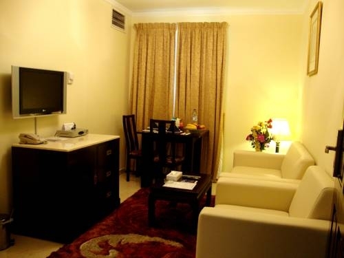 Al Muraqabat Plaza Hotel Apartments